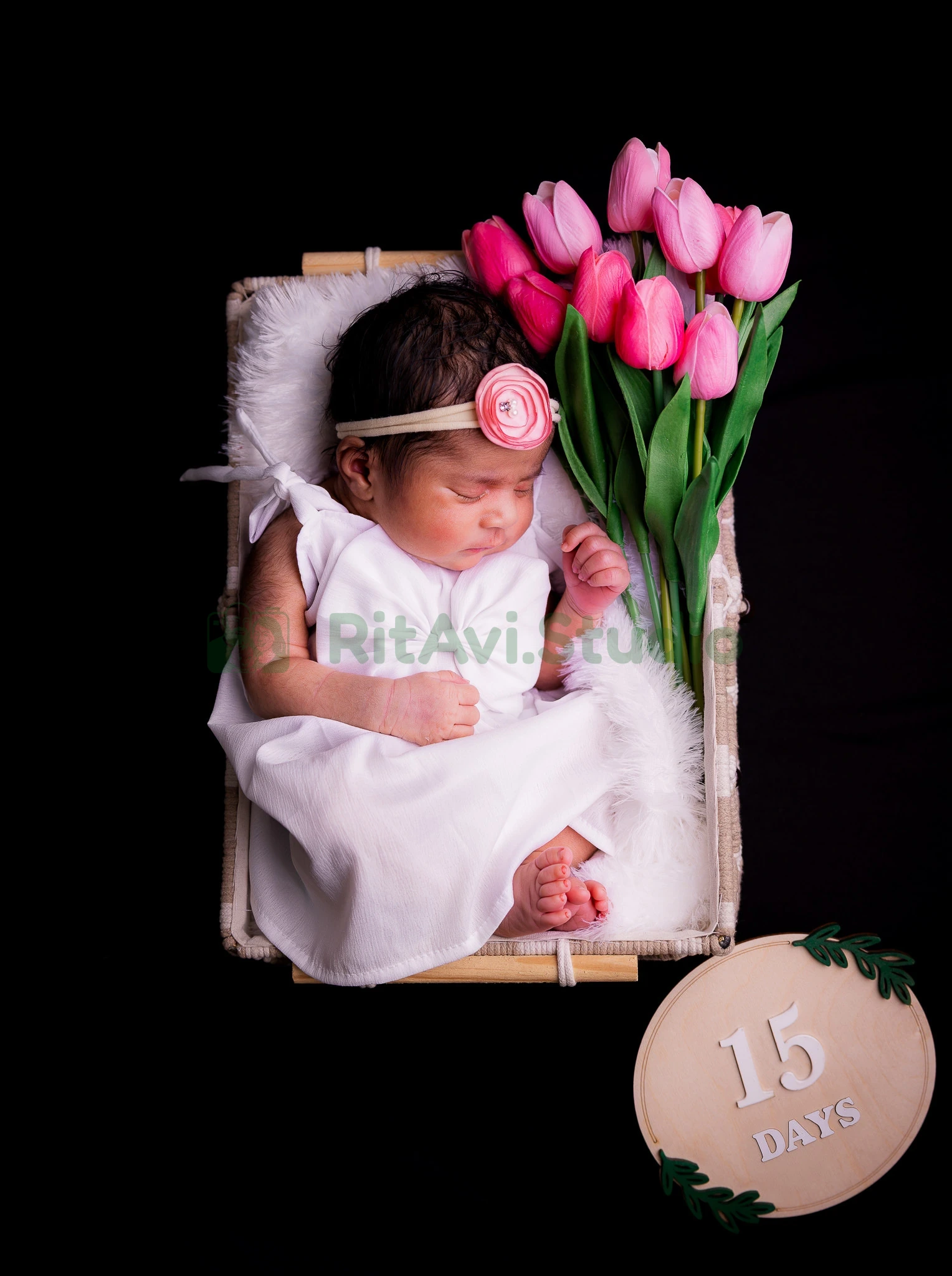 Newborn Photography Gurgaon - Timeless Baby Keepsake by RitAvi.Studio